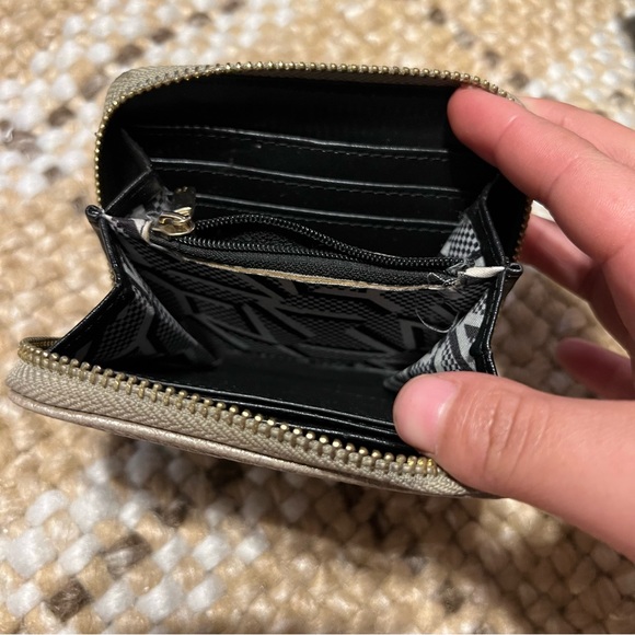 marc new york wallet - Picture 3 of 5